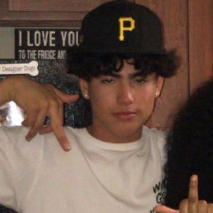 Meet your Posher, Moises